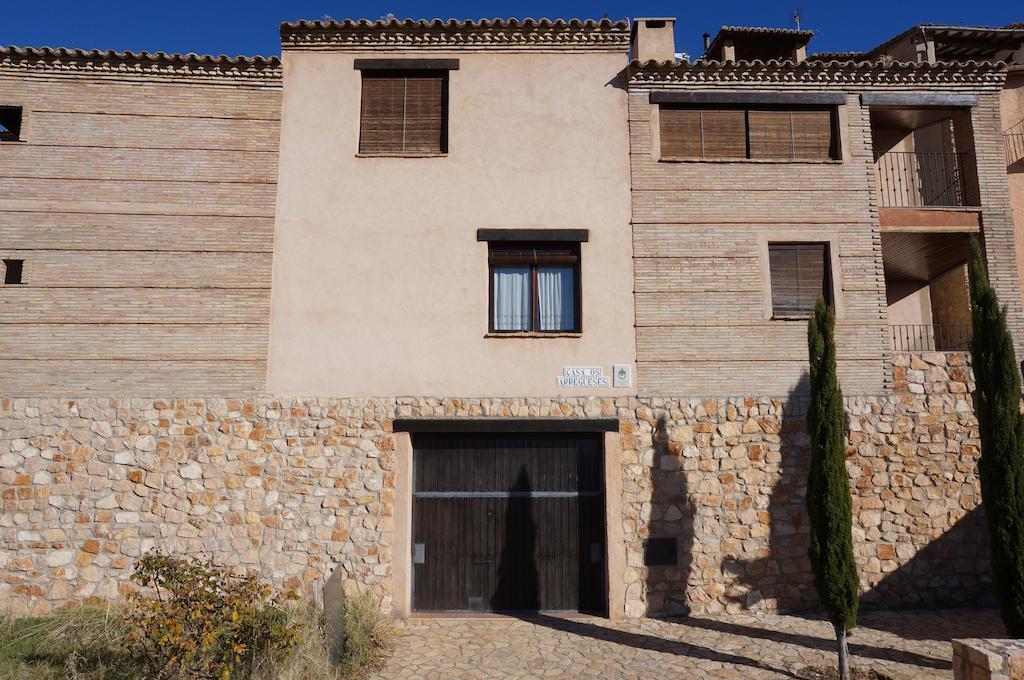 Casa Rural Os Arregueses Alquezar Exterior photo