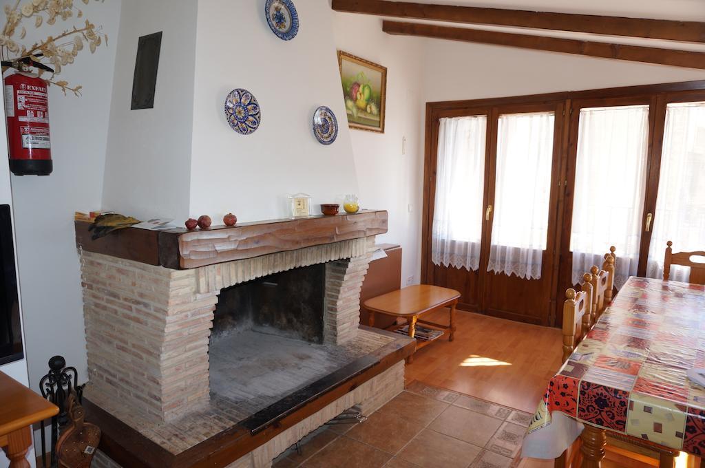 Casa Rural Os Arregueses Alquezar Exterior photo