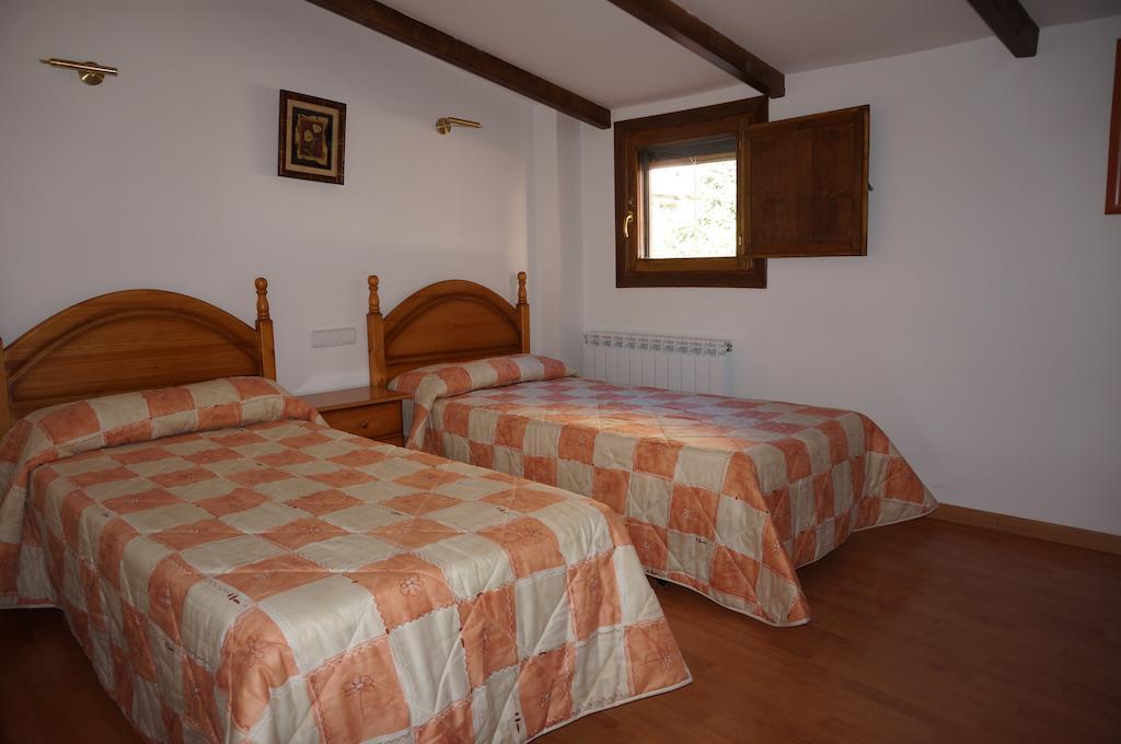 Casa Rural Os Arregueses Alquezar Exterior photo